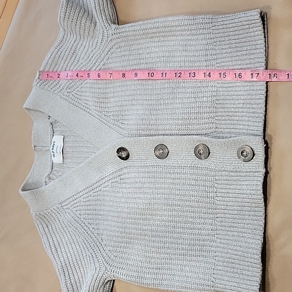 Old Navy Size XS Petite Gray Button Front Cardigan Sweater Gently Used Condition - Picture 8 of 10